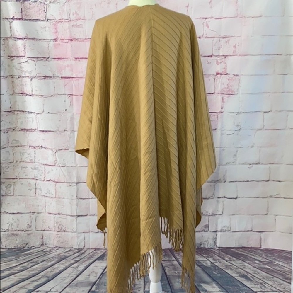 CROFT & BARROW Onesize Tan Poncho - Picture 7 of 10